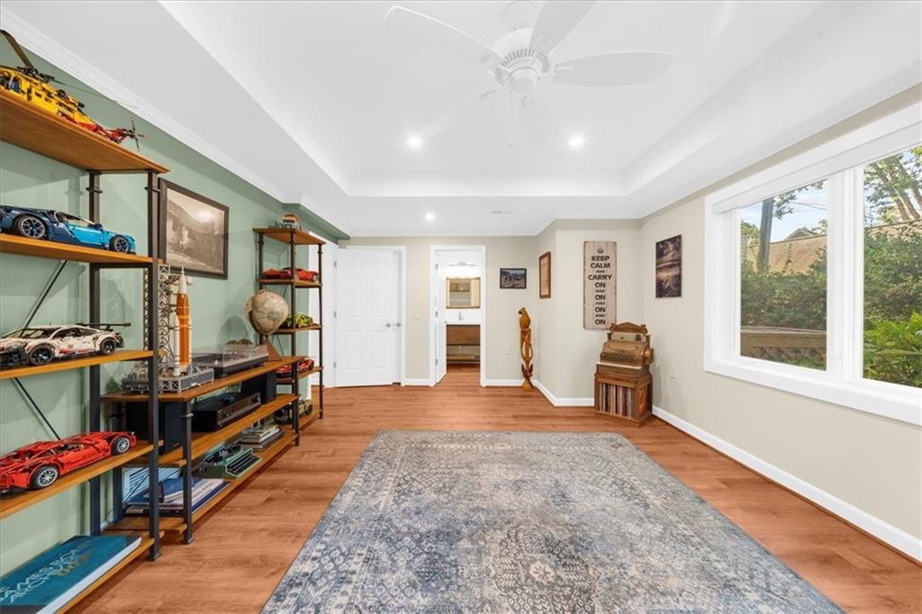 Bay Colony - Residential