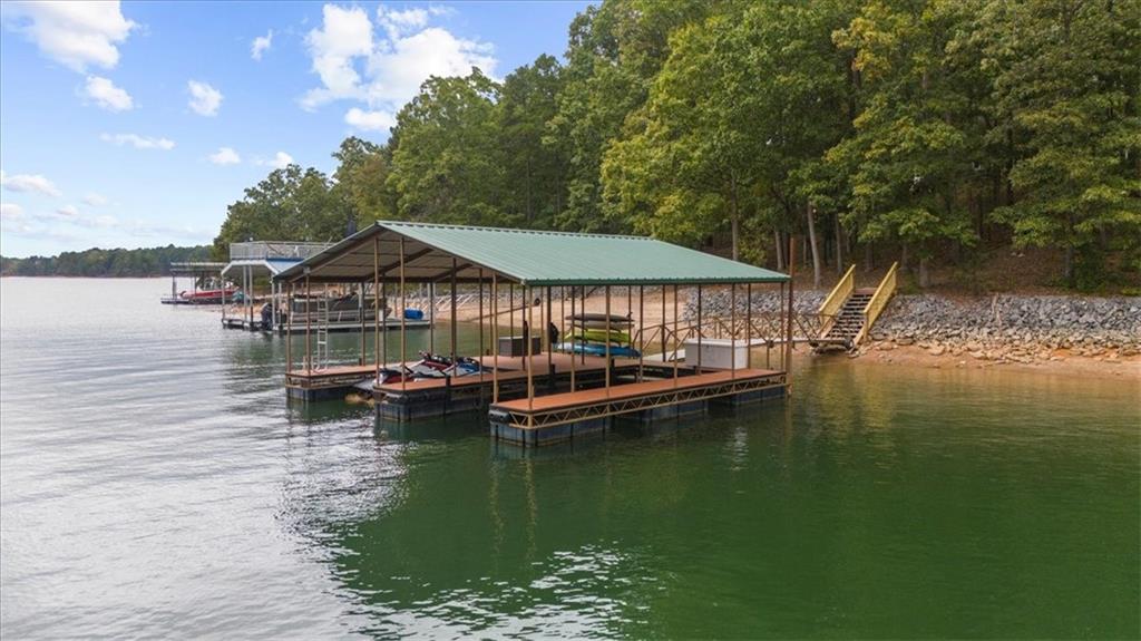 Bay Colony - Residential