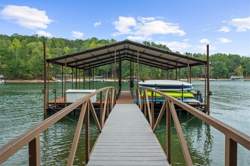 Bay Colony - Residential