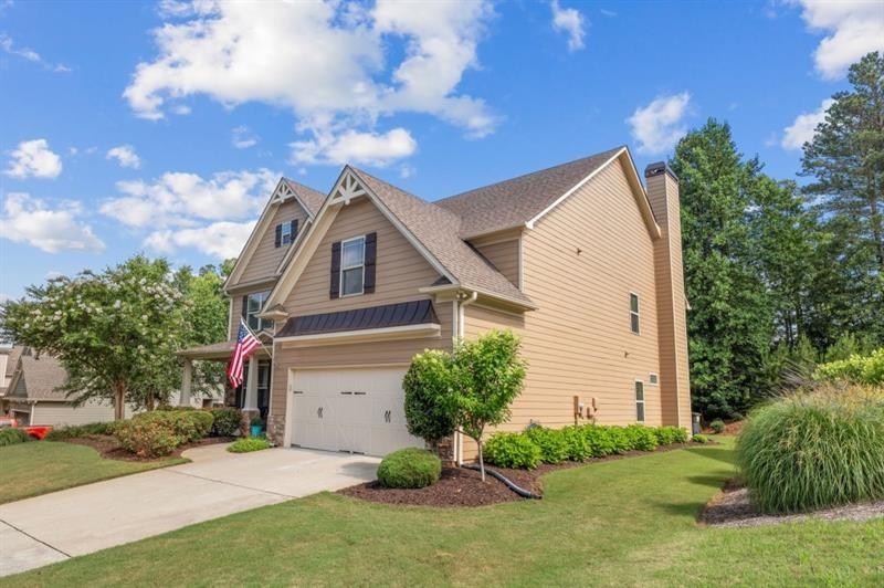 407 Riverwalk Manor Drive