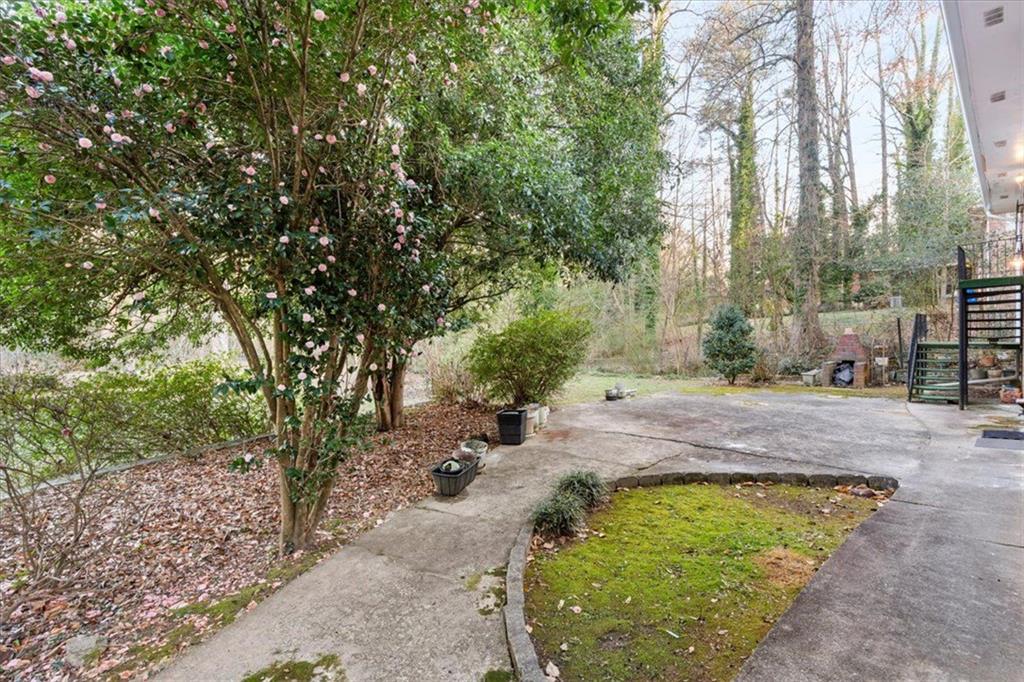 2330 Bonnybrook Way, East Point, Georgia image 36