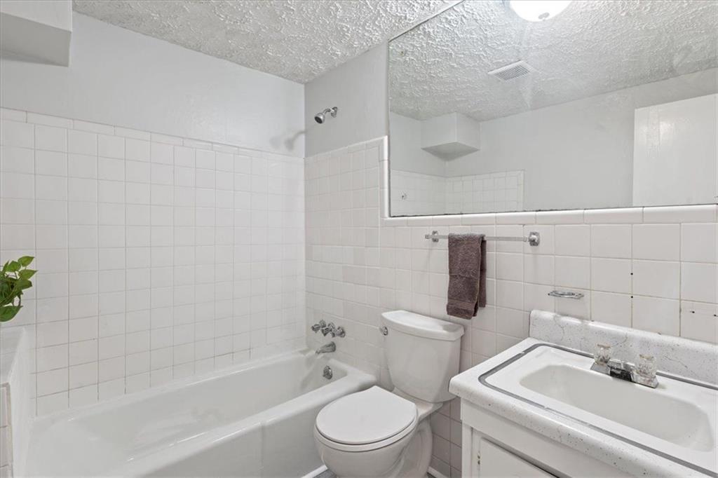 2330 Bonnybrook Way, East Point, Georgia image 31