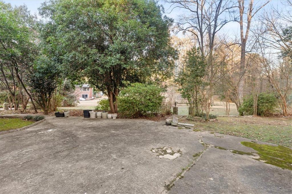2330 Bonnybrook Way, East Point, Georgia image 35