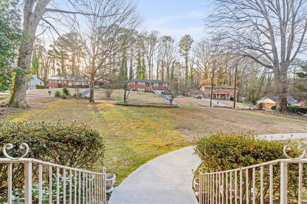 2330 Bonnybrook Way, East Point, Georgia image 4