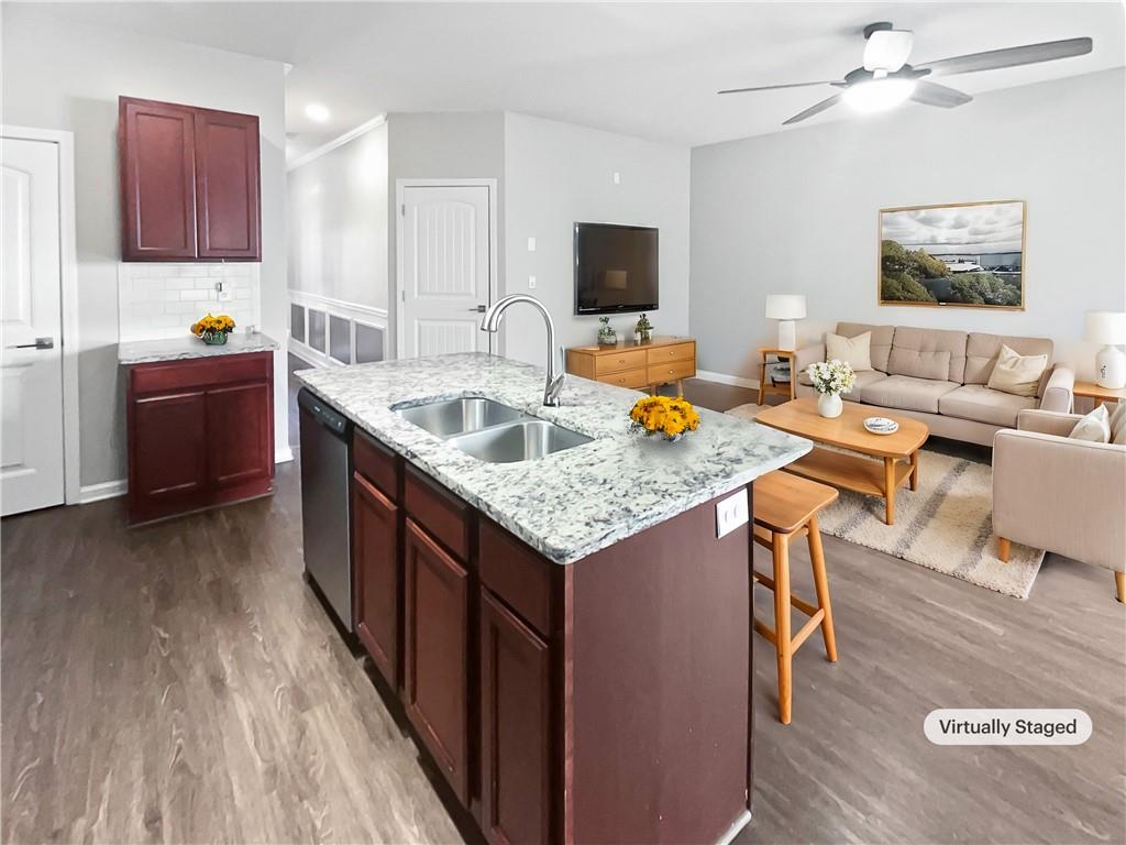 3194 Haynes Park Drive, Lithonia, Georgia image 2