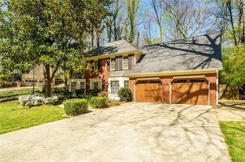 Homes For Sale - 4849 Ridgewood Creek Drive<br/> Acworth, GA 30102