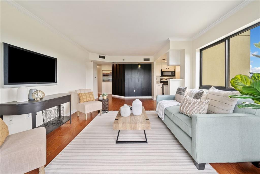 795 Hammond Drive 808