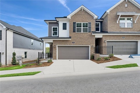 Townhouse For Sale - 218 Redbud Road Rd<br/> Canton, GA 30114