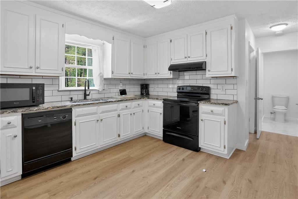 2115 Huntington Drive