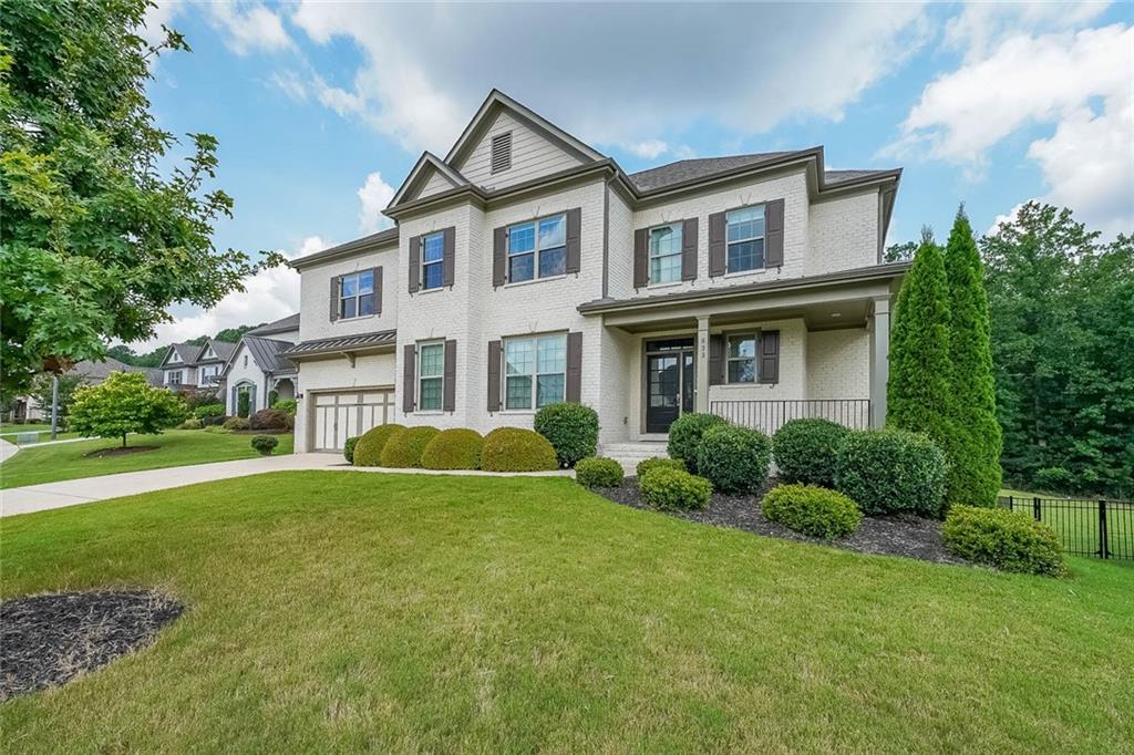 633 Wynnewood Court SW