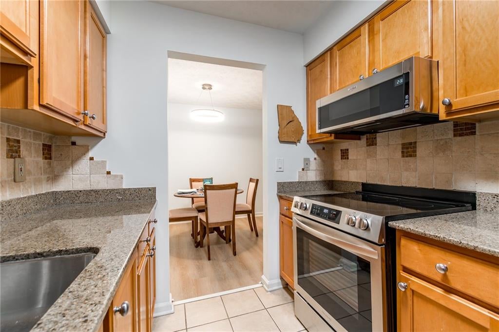 3160 Seven Pines Court 110