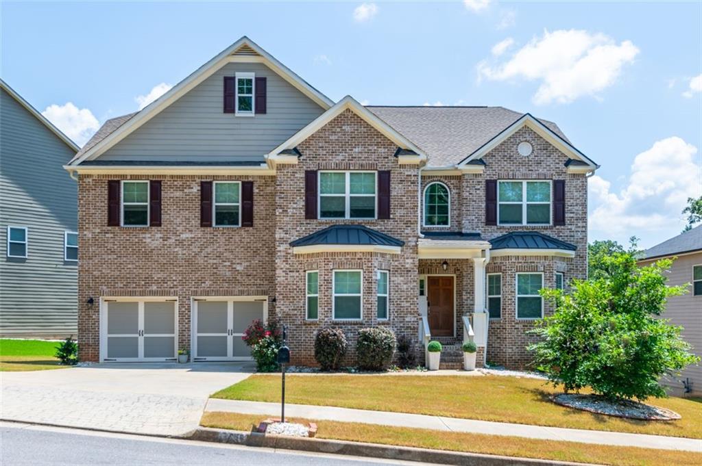 Move in ready resale the Reynold BB floor plan built by Kerley Family Homes in 2020. This beautiful executive home has a Dining Room with a coffered ceiling and a Study with a bay window for when you need to work from home. A Chef's Kitchen with granite counters, walk-in pantry, island with breakfast bar, Breakfast Room has a full view of the Great Room with fireplace. And you will enjoy entertaining on the 16’X12’ covered patio. There is also a main floor Guest Suite with a full bathroom. Upstairs Master Suite of your dreams with large his and her closets, double vanity, and separate tub and shower. There is also an additional bedroom suite, and three large bedrooms with walk-in closets. Home have nice backyard.