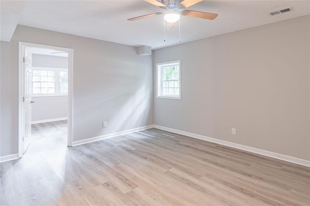 4171 Whispering Forest Court, Lilburn, Georgia image 32