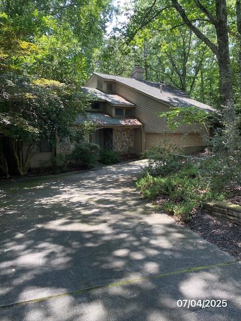 352 N Peak Drive