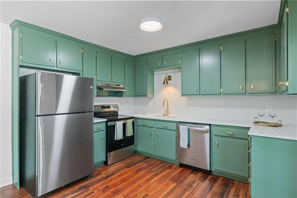 255 White Pines Drive, Alpharetta, Georgia image 16