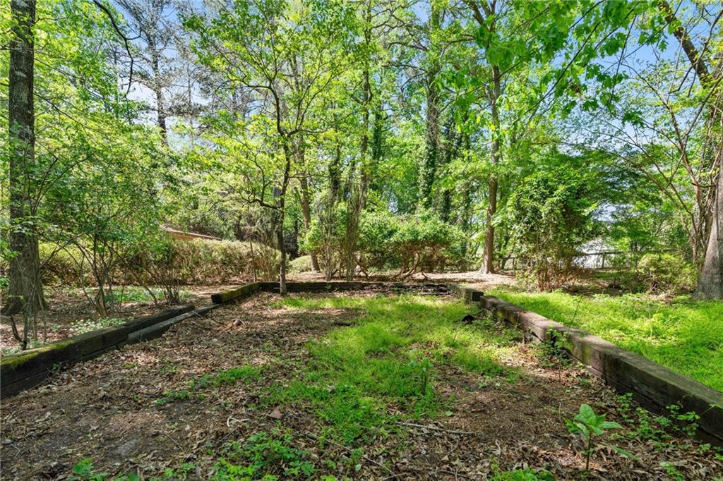 255 White Pines Drive, Alpharetta, Georgia image 33