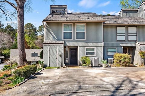 Condo For Sale - 6189 Woodland Road<br/> Peachtree Corners, GA 30092
