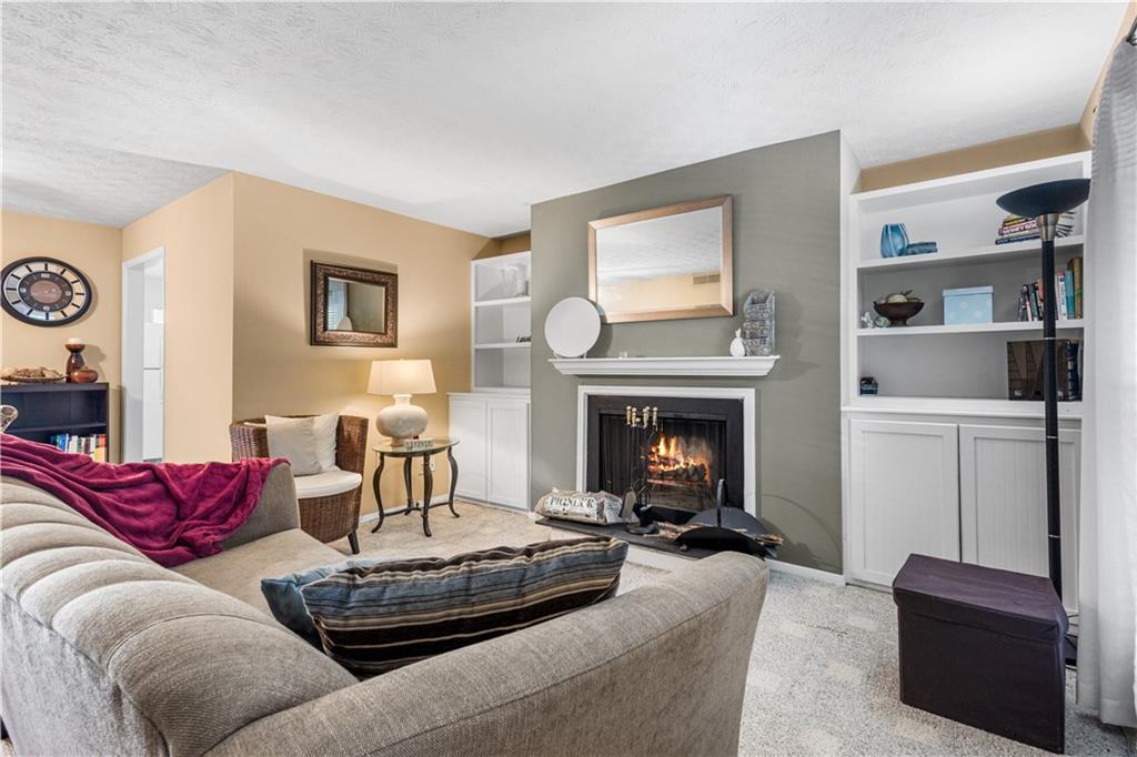 Chimney Trace - Residential