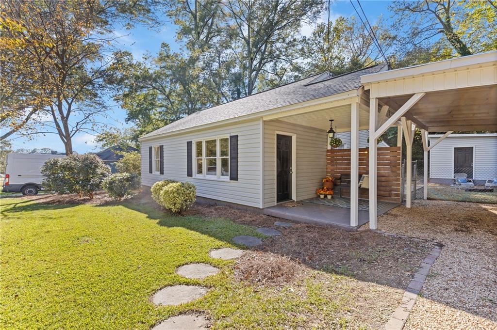 104 Jackson Circle SE