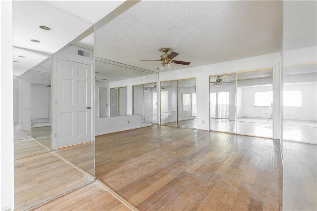 Camelot - Residential