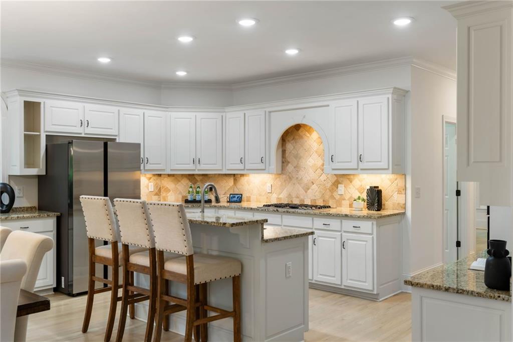 790 Thornberry Drive, Alpharetta, Georgia image 10
