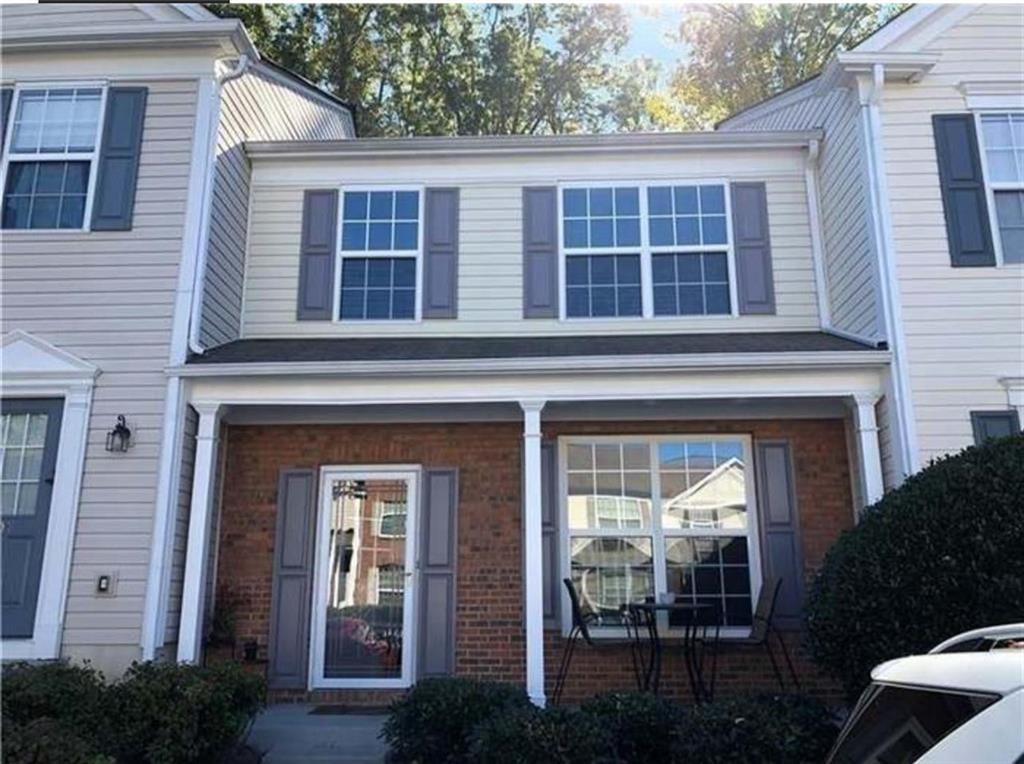 AVAILABLE FOR RENT! Enjoy this beautiful cozy 2 bed / 2.5 bath Roommate floorplan - both bedrooms en suite with walk-in closets in Alpharetta / Milton townhome. Homemaker's Kitchen with Stained Cabinets and Black Appliances. Family room with corner Fireplace. Roommate plan upstairs with private spacious bathrooms and a walk in closet. Laundry room on hall in between rooms. Private Patio. Good neighborhood. Very secure area. 2 Swim pools in the community. Close proximity to retail and commercial areas. Close to many business parks and last but not least: Great and very responsive landlords! schedule your showing today!