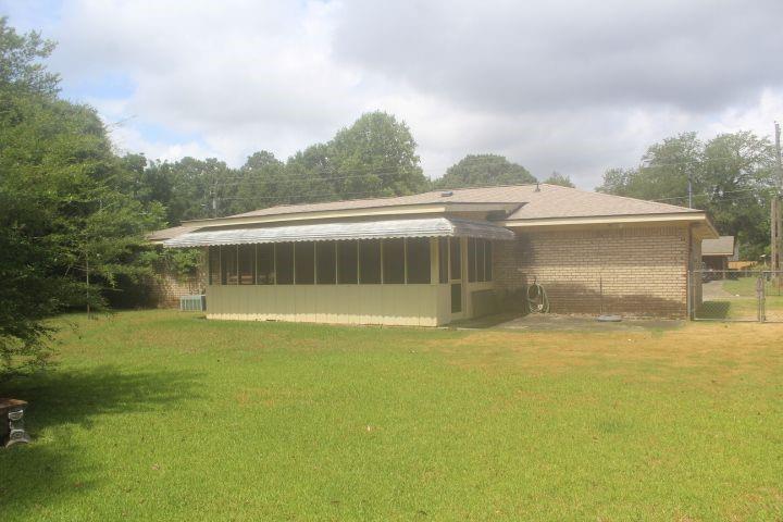 213 Emory Drive, Warner Robins, Georgia image 4