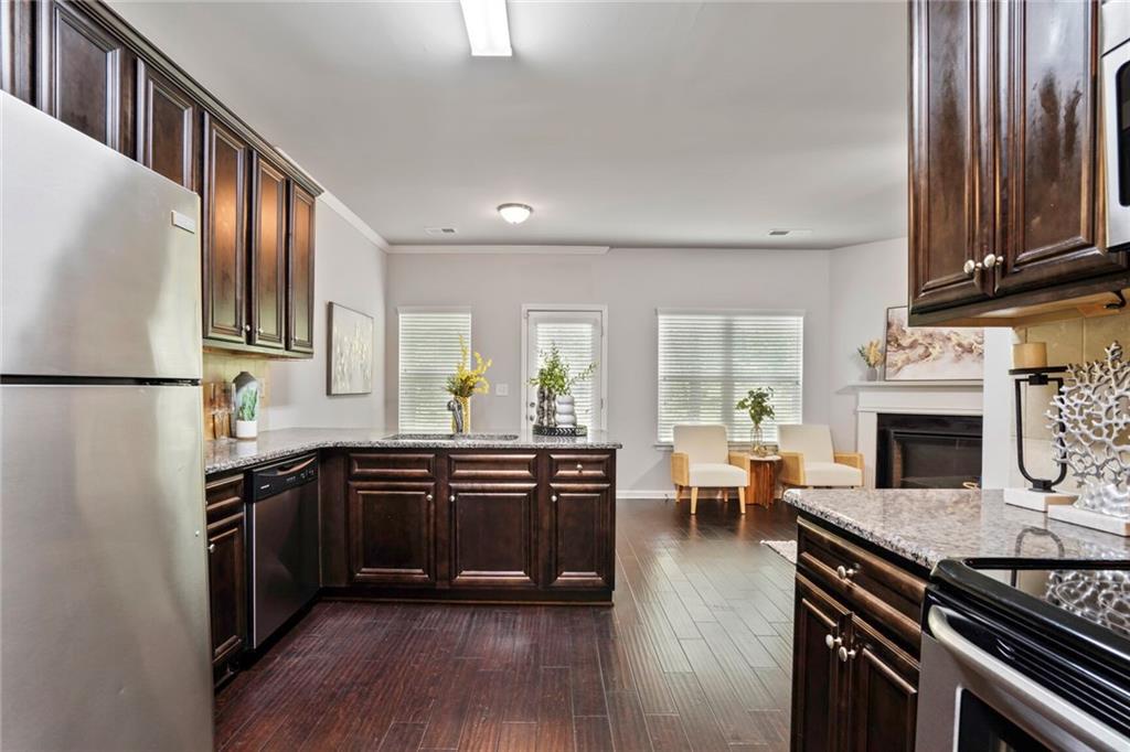 2359 Castle Keep Way, Atlanta, Georgia image 7