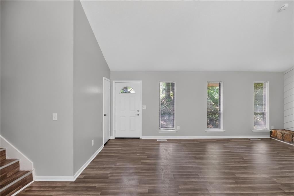 9759 Greenside Way