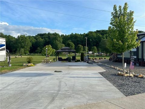 Vacant Land For Sale - LT 191 Mountain Meadows Drive<br/> Morganton, GA 30560