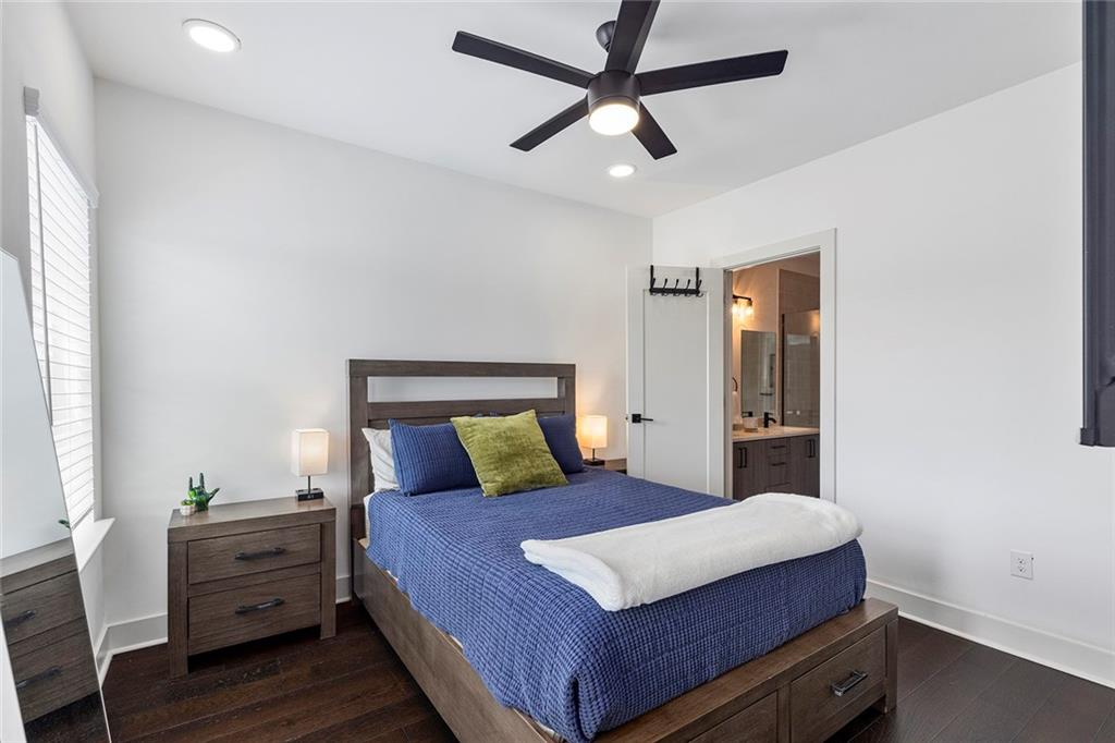 764 Memorial - Residential