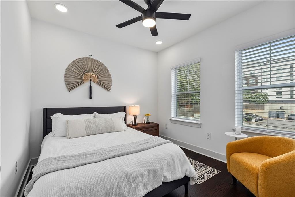 764 Memorial - Residential