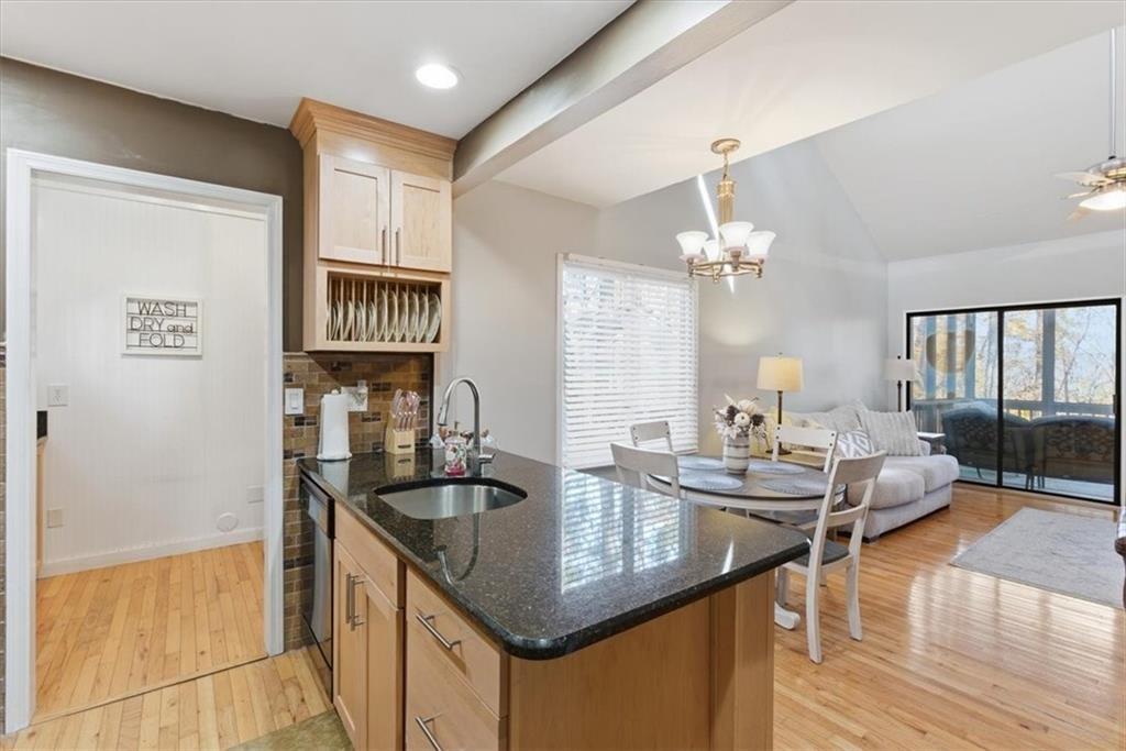 106 Lake Cottages Court