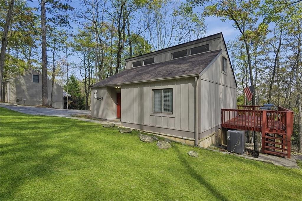 106 Lake Cottages Court