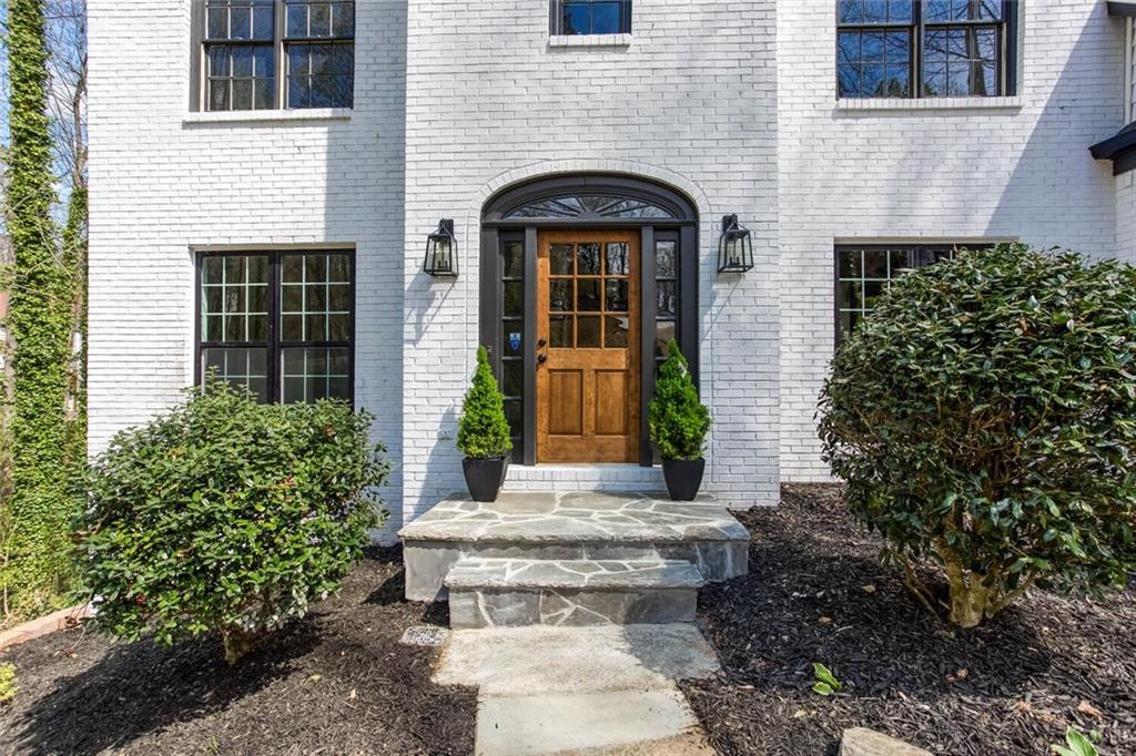 3999 Southbrook Ct NW
