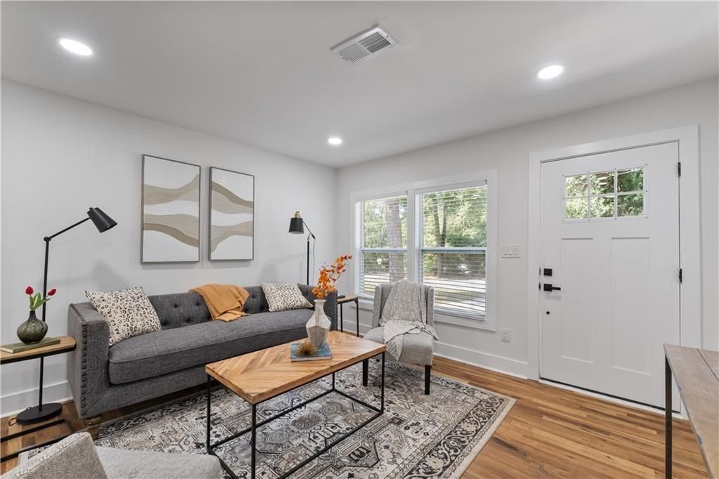 Photo of 1514 Peachcrest Road, Decatur, GA 30032 (MLS # 7704598)