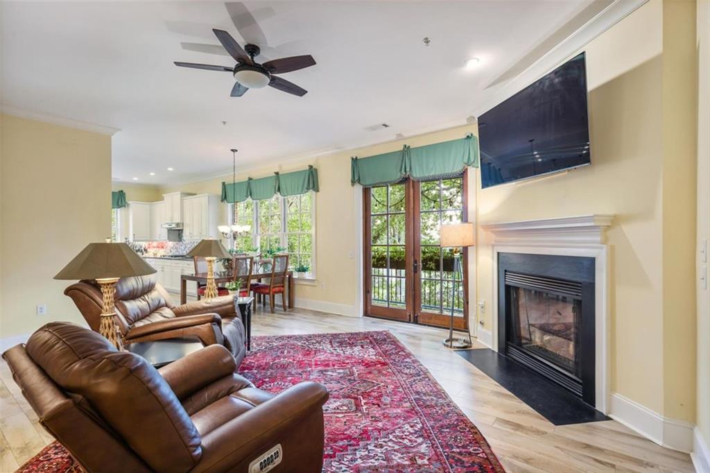 351 WASHINGTON Avenue NE 309