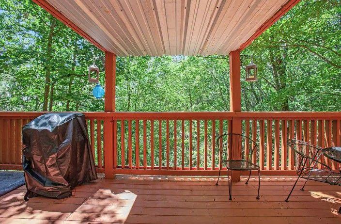 608 Moss Patch Trail