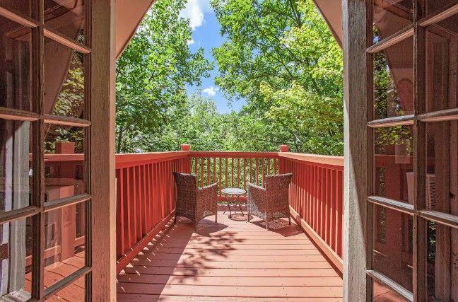 608 Moss Patch Trail