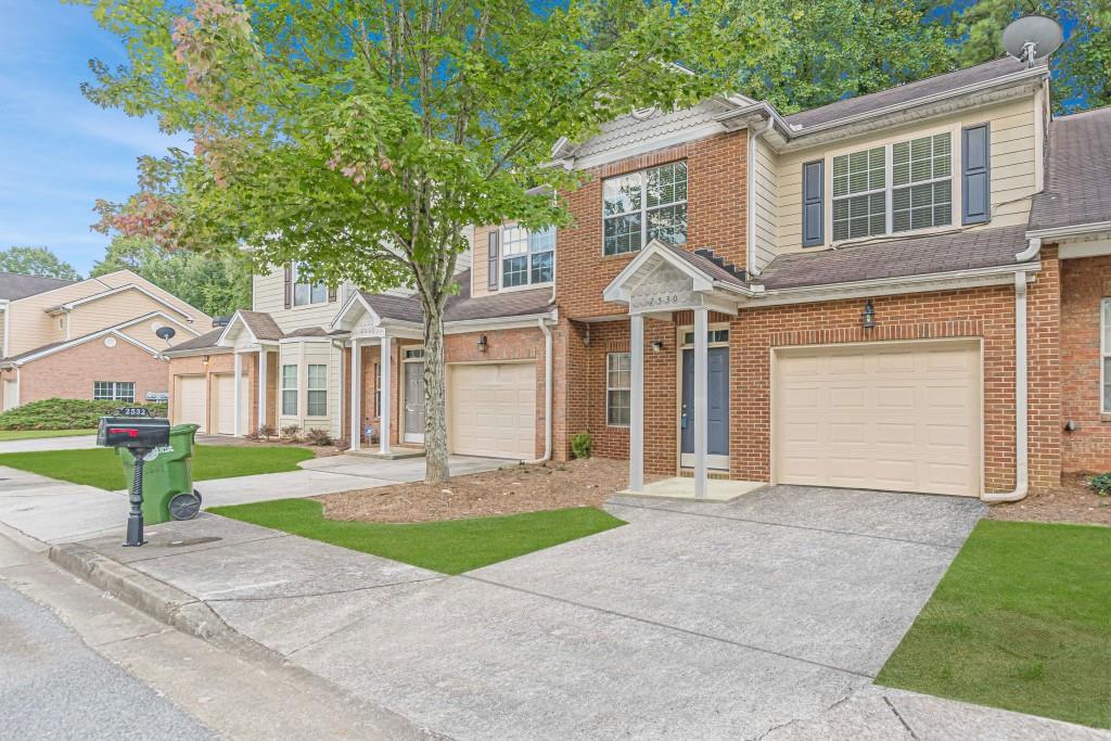 2530 Laurel Circle NW