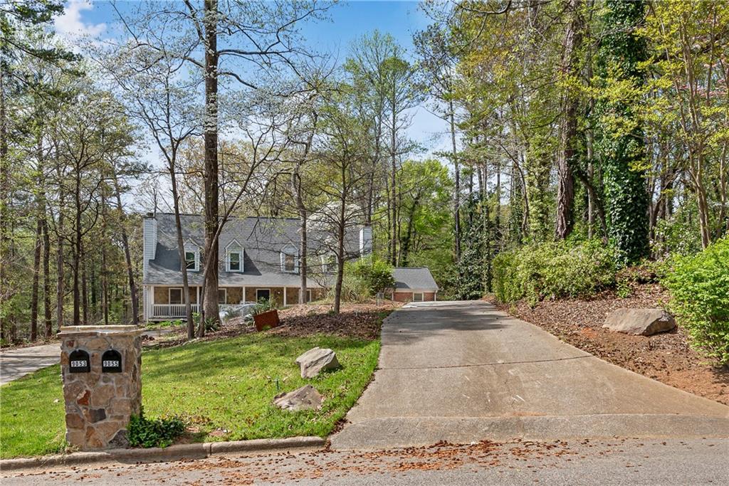 9055 Carroll Manor Drive, Sandy Springs, Georgia image 3