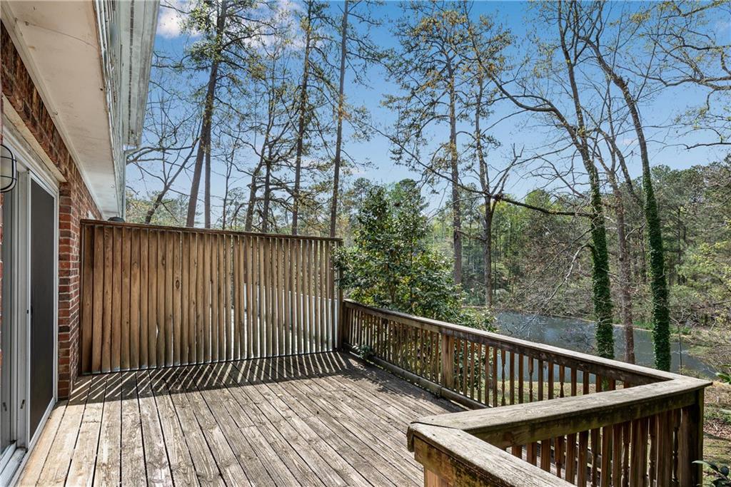 9055 Carroll Manor Drive, Sandy Springs, Georgia image 24