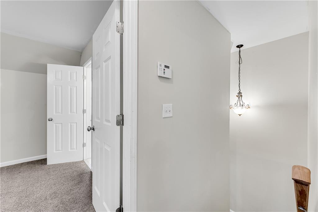 9055 Carroll Manor Drive, Sandy Springs, Georgia image 12