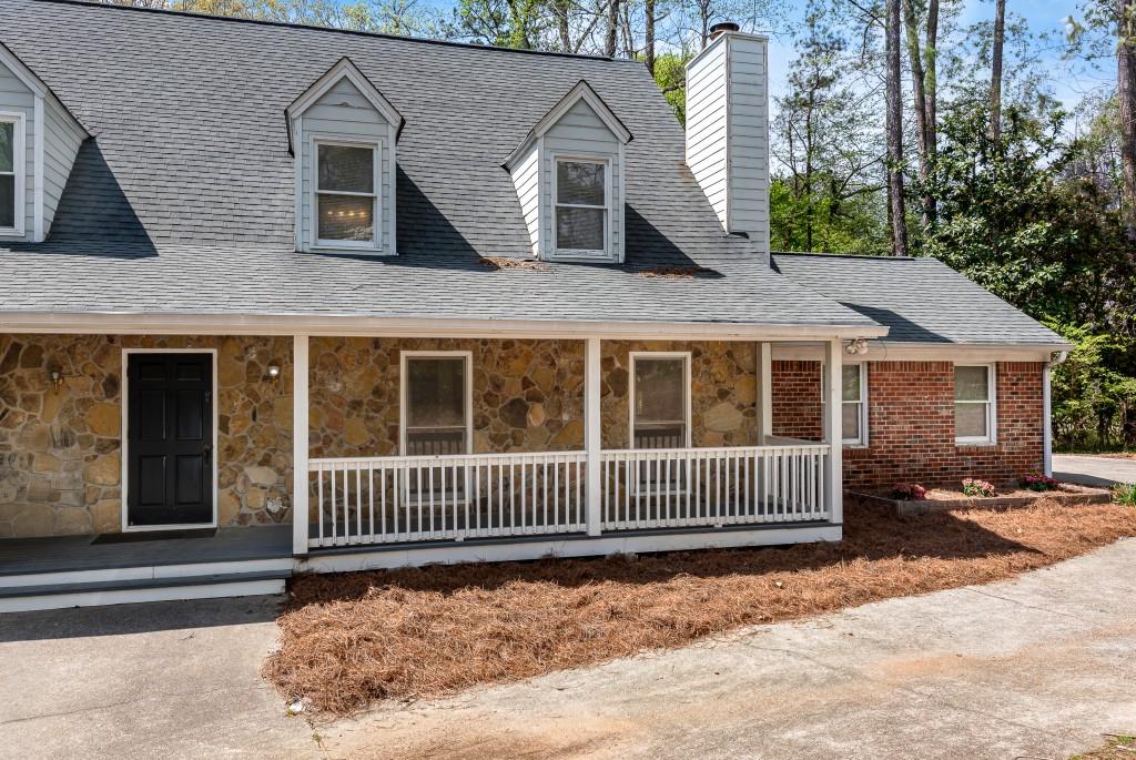 9055 Carroll Manor Drive, Sandy Springs, Georgia image 1