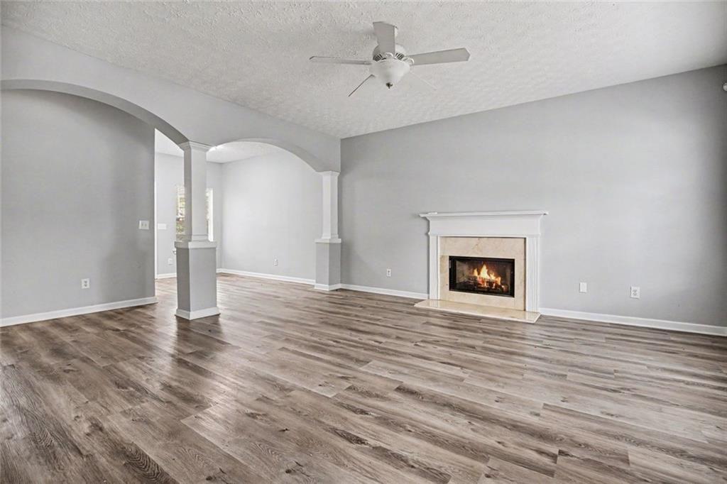 4518 Swan Trace