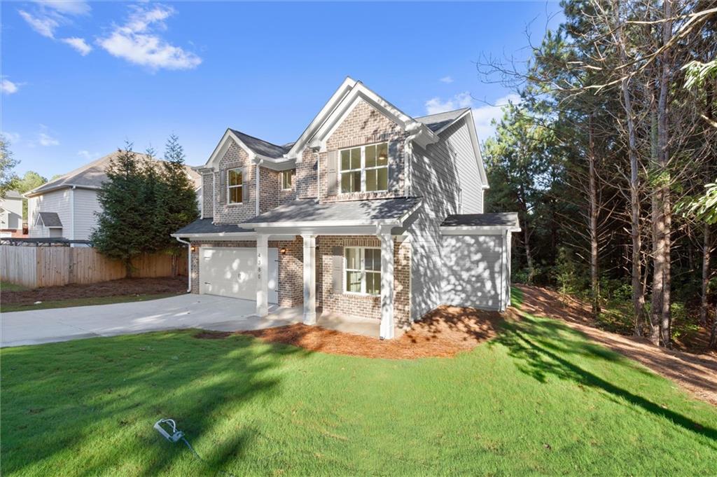 4380 Huntcliff Trace
