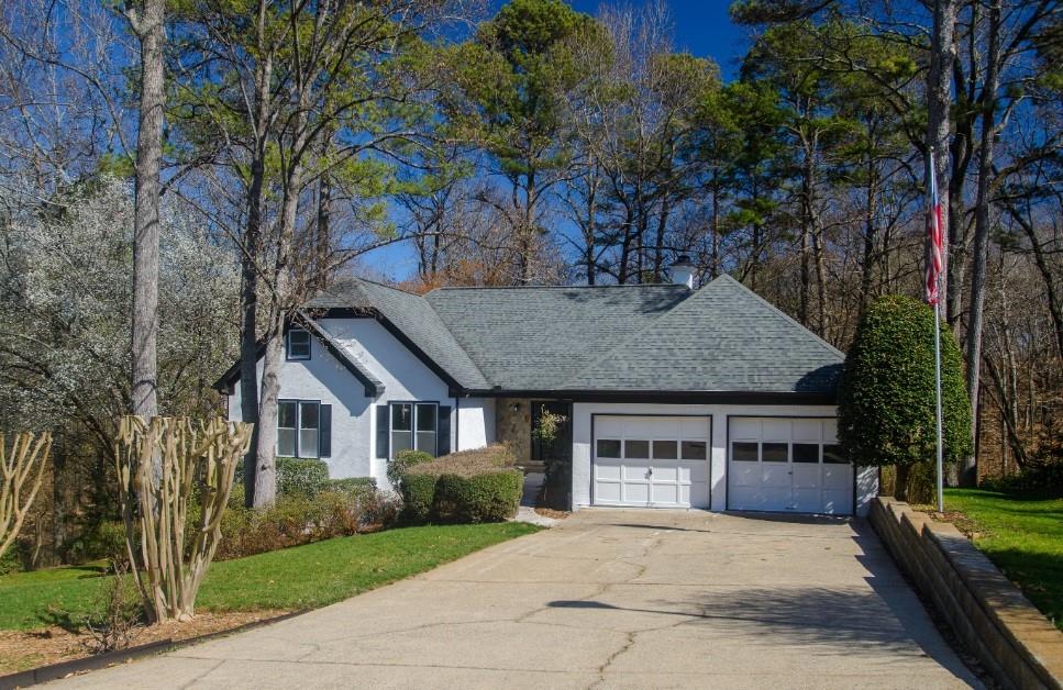 1190 Saint Ives Court