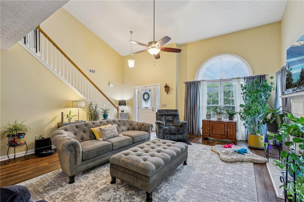 3388 Washington Cmns Avenue, Kennesaw, Georgia image 3
