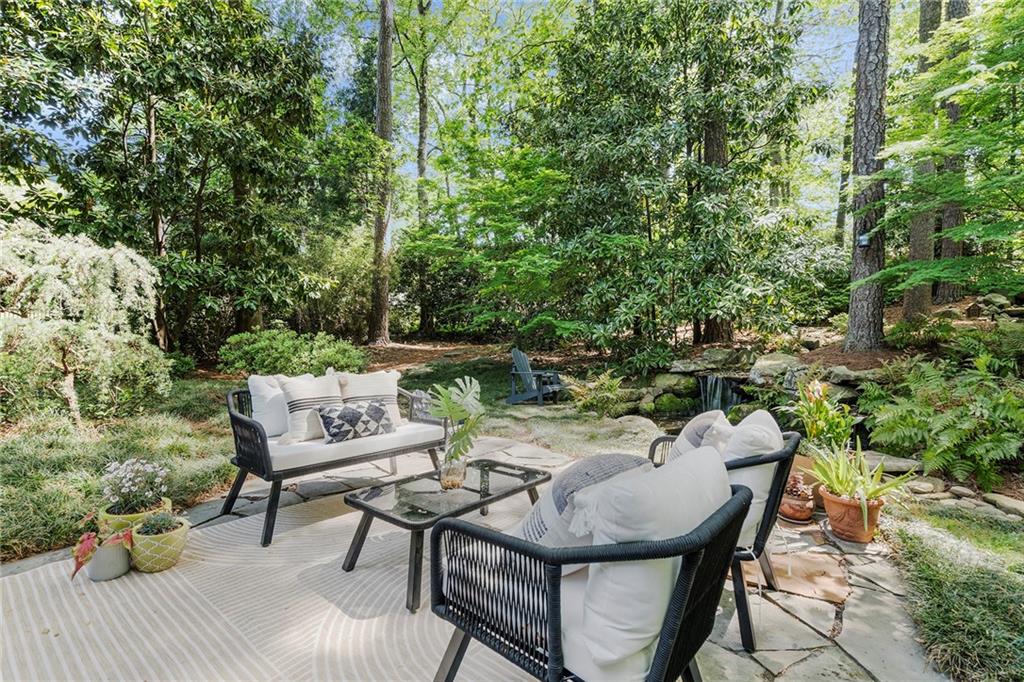 5515 Cross Gate Court