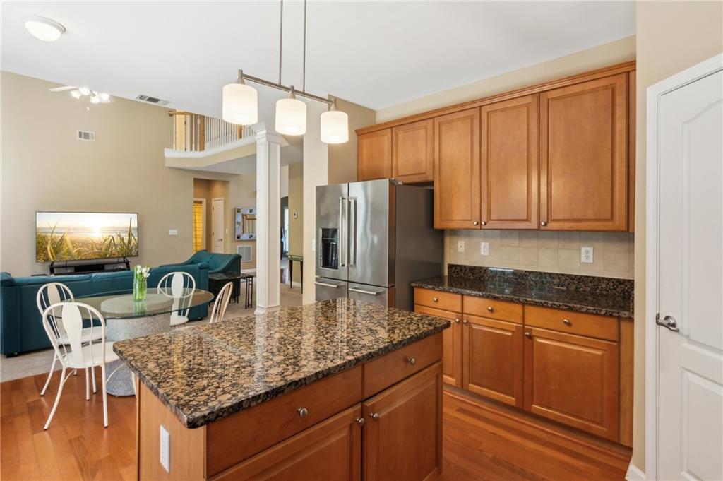 4114 Suwanee Trail Drive, Buford, Georgia image 8